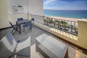 Croisette, terrasse vue mer