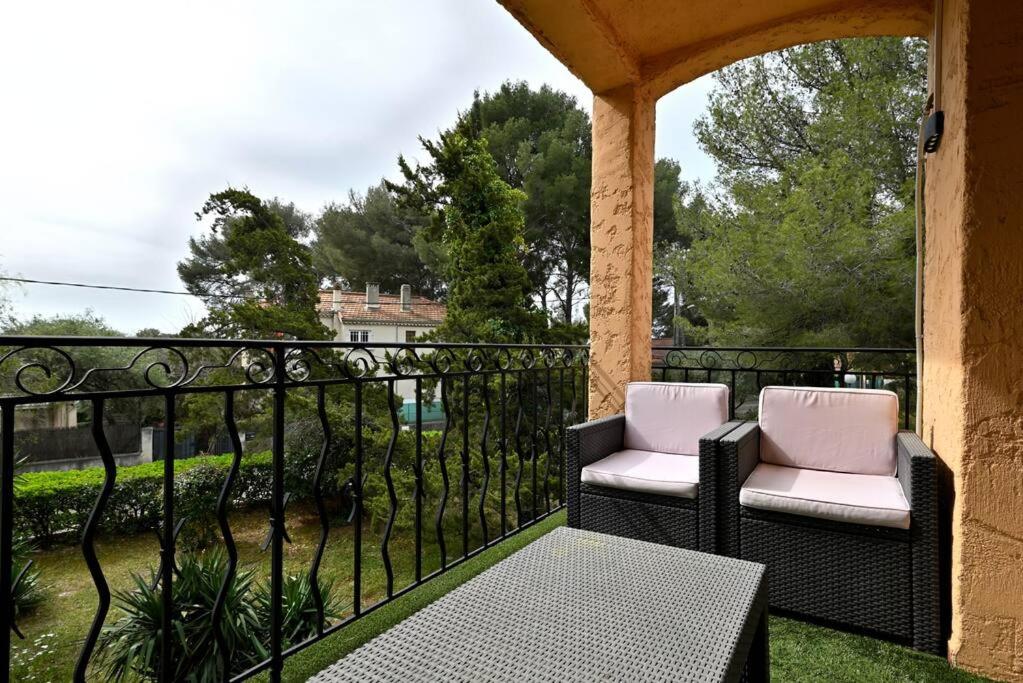 Appartement CYTHARISTA–T3 de standing avec vue mer à La Ciotat 537 Chemin de l'Homme Rouge 13600 La Ciotat