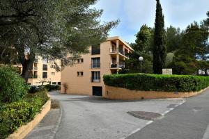 CYTHARISTA–T3 de standing avec vue mer à La Ciotat