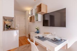 D&S -JB Apartments