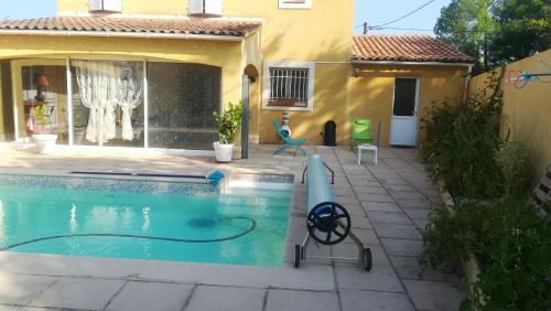 Appartement d'une chambre avec piscine privee jardin clos et wifi a Vidauban Vidauban france