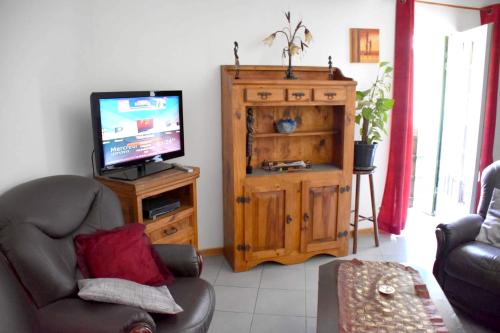 Appartement d'une chambre avec vue sur le lac balcon et wifi a Trebes Trèbes france