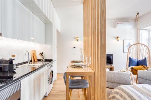 DA'HOME - Boavista Blue Studio - NEW