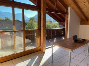 Dachgeschosswohnung mit traumhaftem Zugspitzblick bei Garmisch