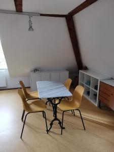 Appartement Dachstudio Herkulesblick Weyrauchstraße 5 34119 Cassel Hesse