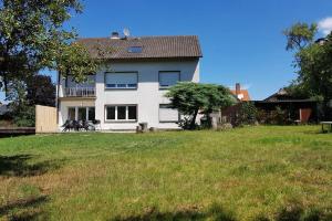 Dachwohnung Eyb mit 3 Schlafzimmern