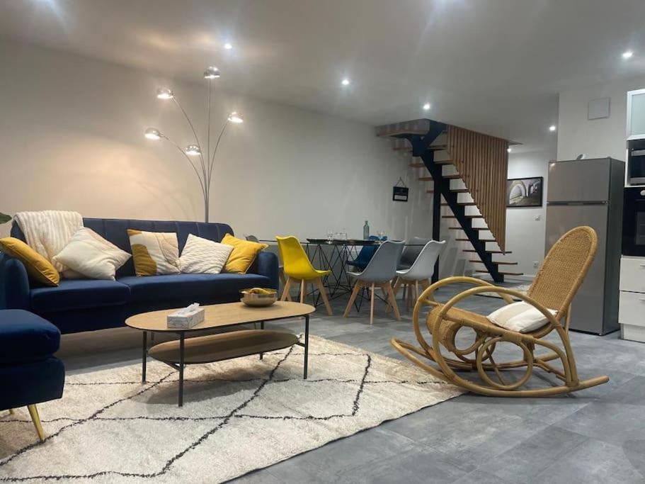 Dame Blanche Studio neuf avec terrasse proche centre et tramway, tv/wifi 29200 Brest