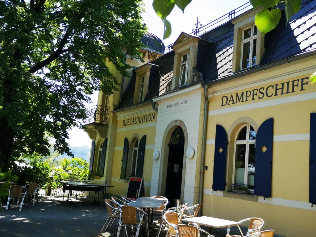 Dampfschiff Radebeul-Altkö Uferstrasse 10, 01445 Radebeul