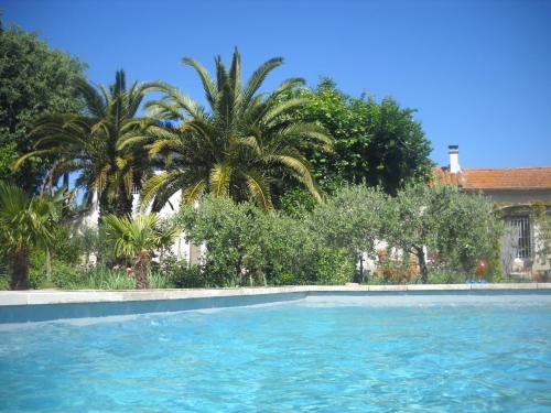 Appartement dans Mas Provencal Grans france