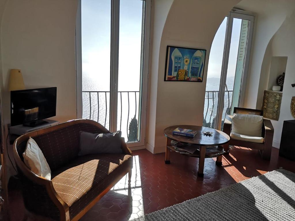 Appartement Dans village médiéval piétonnier, Suite exécutive vue mer exceptionnelle Rez-de-chaussée Rue de la fontaine 06190 Roquebrune-Cap-Martin