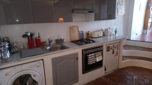 Dans village médiéval piétonnier, Suite exécutive vue mer exceptionnelle