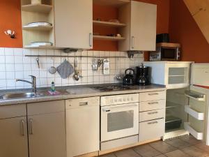 Darsser Weg 34 a_Strandgefluester_