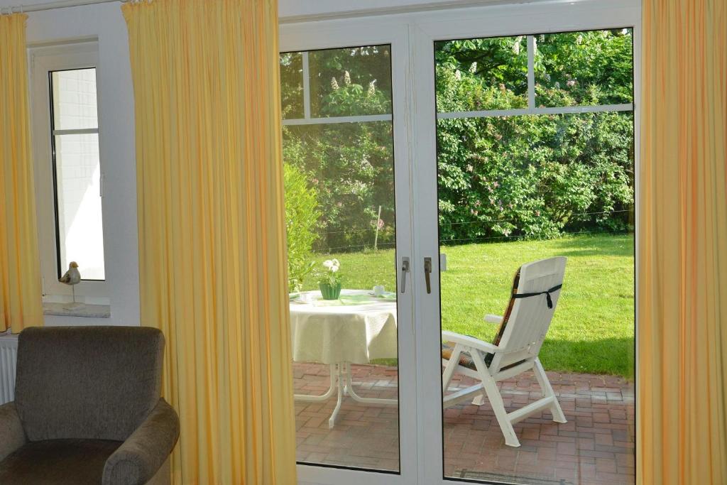 Appartement Darsser Weg 38 a Darßer Weg 38 a/ Wohnung 19 18374 Zingst