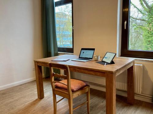 Das blaue Türchen - Wohnung mit Beamer und Kicker