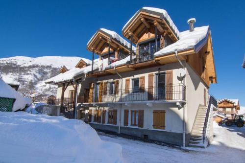 Appartement de 2 chambres avec jardin clos et wifi a Valloire a 3 km des pistes Valloire france