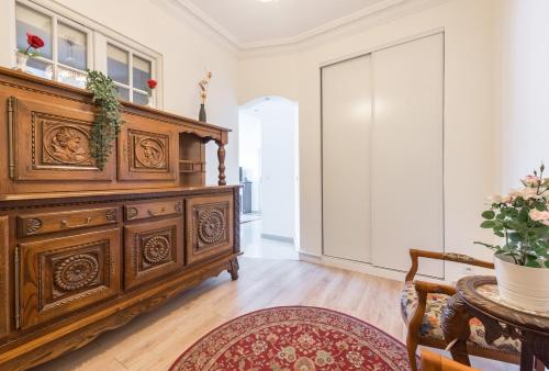 Appartement de charme avec vue sur place de la République Paris france