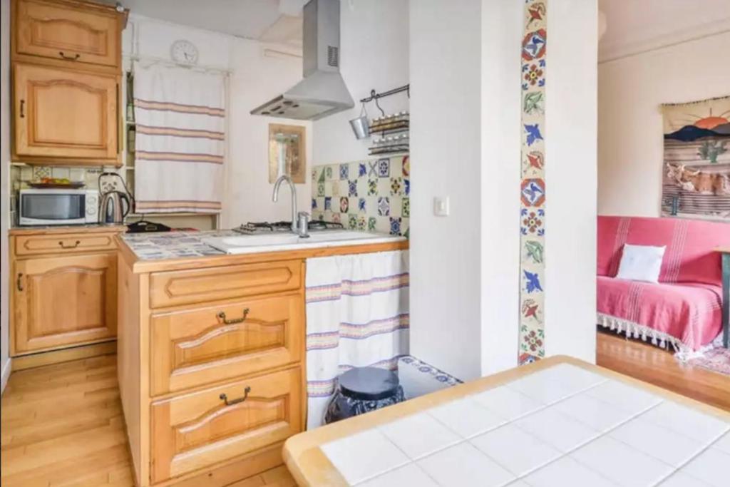 Appartement Appartement de charme entre Montmartre et Batignolles 15 Rue Collette, 75017 Paris