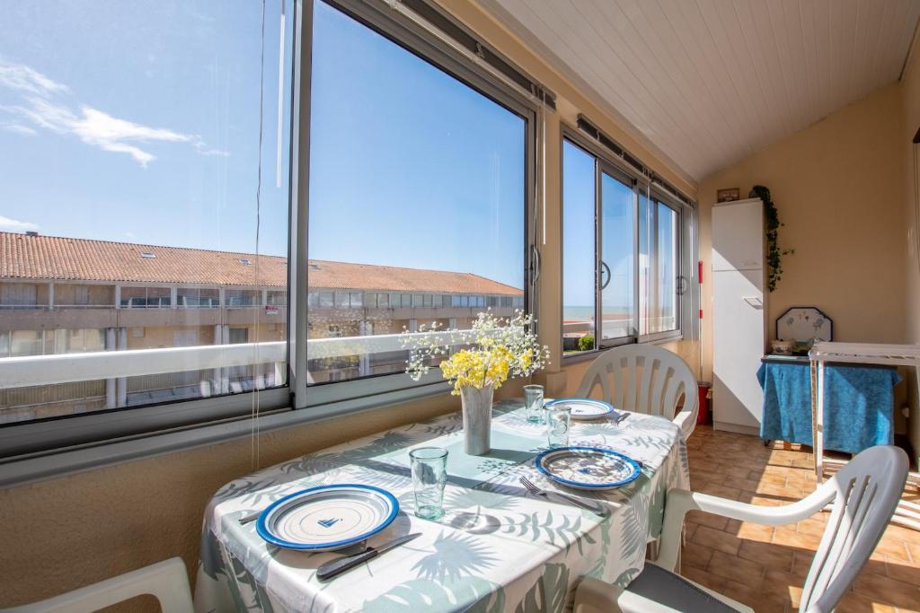Appartement Appartement de deux a quatre personnes sur la Corniche vendeenne de la Corniche, bâtiment 8, 125, 85270 Les Bussolleries