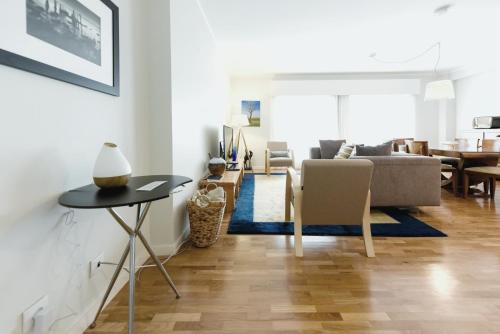 DeGoes Downtown Flat