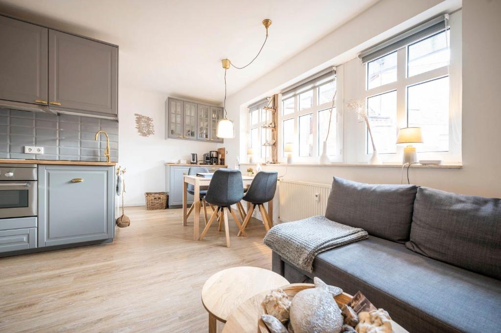 Appartement Deine Juist Ferienwohnung Strandburg Juist Strandstraße 4 26571 Juist