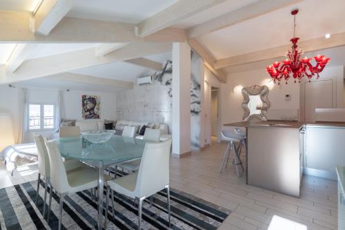 Appartement Appartement DELICE A 17 Rue du Parc des Lices Saint-Tropez