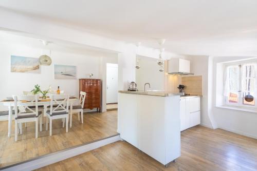 Delightful 1 bedroom with AC close to the beach with box - Dodo et Tartine