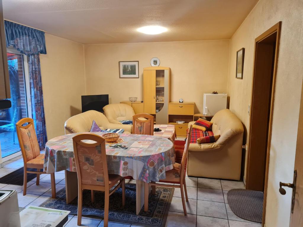 Appartement Delphin EG , Monteurwohnung 11 Delphinstraße 26892 Heede