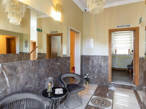 Deluxe Apartment in Oberhausen with Breakfast