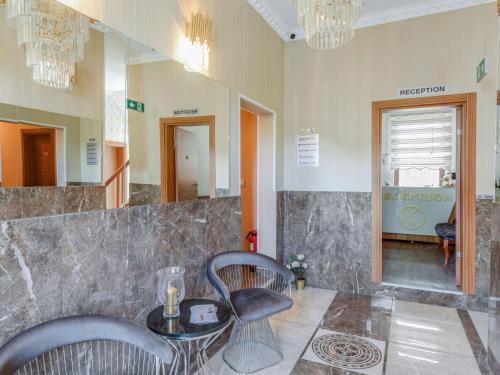 Deluxe Apartment in Oberhausen with Breakfast