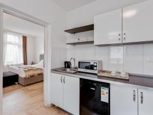 Deluxe Apartment in Oberhausen with Breakfast