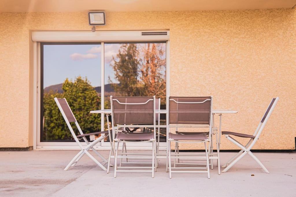 Dépendance chaleureuse et calme 190 Montée de la Vie, 73240 Champagneux