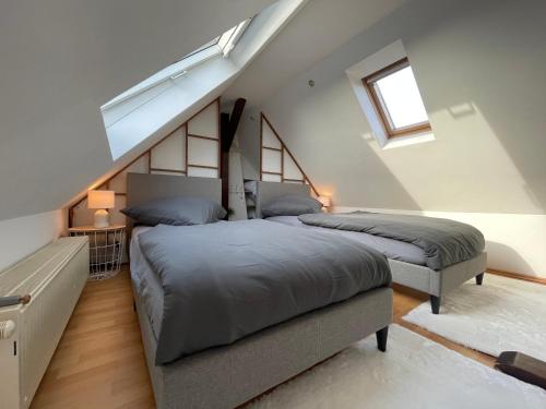Design Apartment am CentrO mit Homeoffice Balkon und WIFI