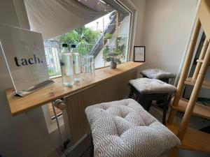 Design Apartment am CentrO mit Homeoffice Balkon und WIFI