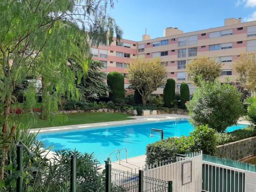 Design loft Studio 4 places piscine et parking