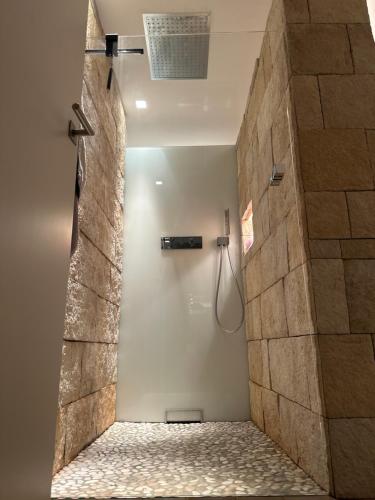Designer-Loft mit Whirlpool