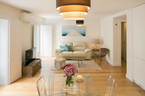 Designer´s Apartment with Parking and swimming pool 58 by Lisbonne Collection