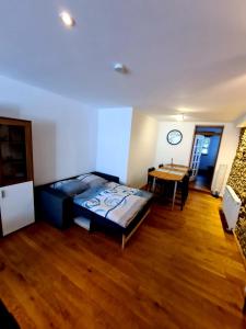 Designer Unterkunft in 15. Jahrhundert Altbau 75 m² für max. 4 Personen