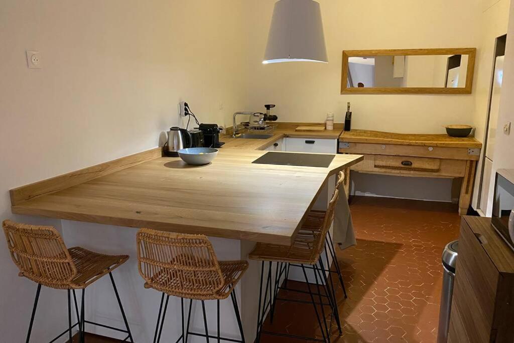 Appartement Deux étages au Panier 14 Rue Puits du Denier 13002 Marseille