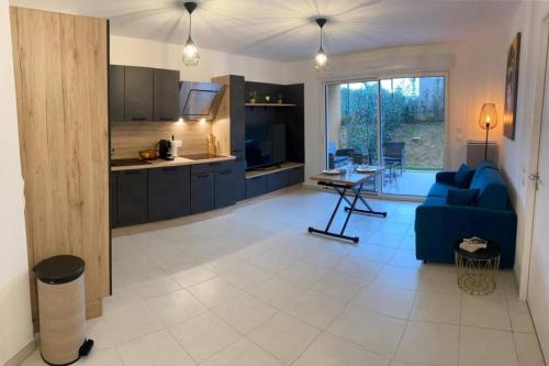 Deux pieces Moderne et Chaleureux