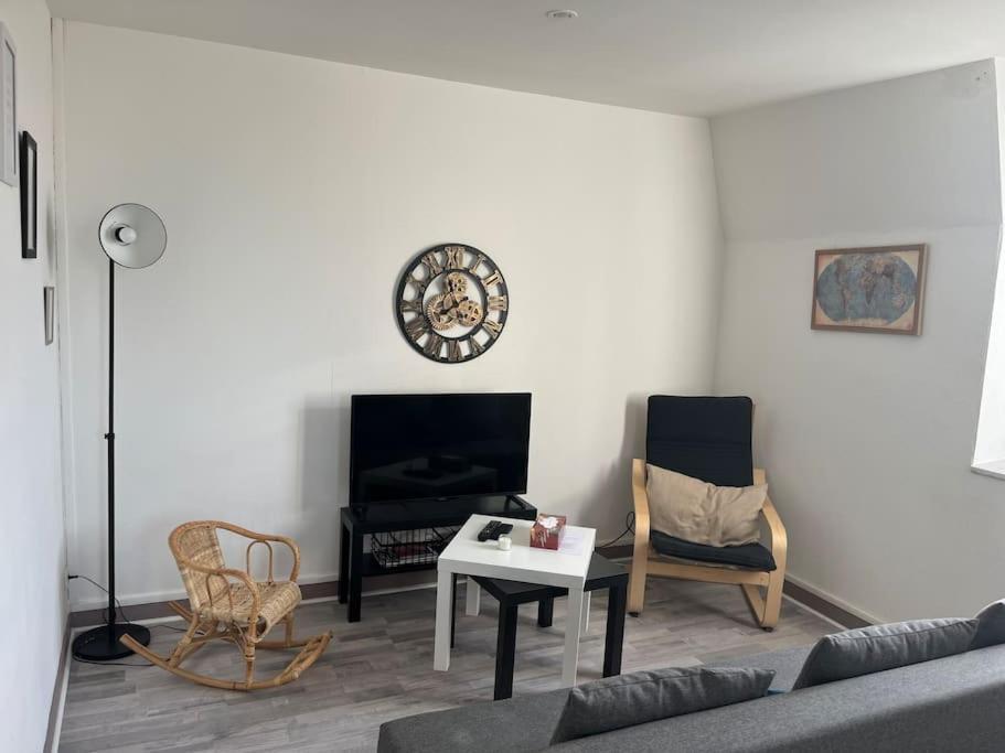 Appartement Deux pièces tout confort dans le centre ville 35 Rue du Lion d'Or 59140 Dunkerque