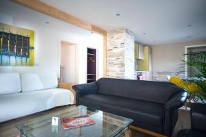 Die-FUHRMANN-SUITE-unser-Deluxe-Apartment-mit-allem-erdenklichen-Komfort