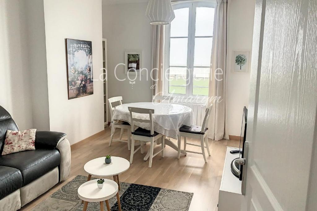 Appartement Dieppe pied plage VUE MER IMPRENABLE 23 Boulevard de Verdun 76200 Dieppe