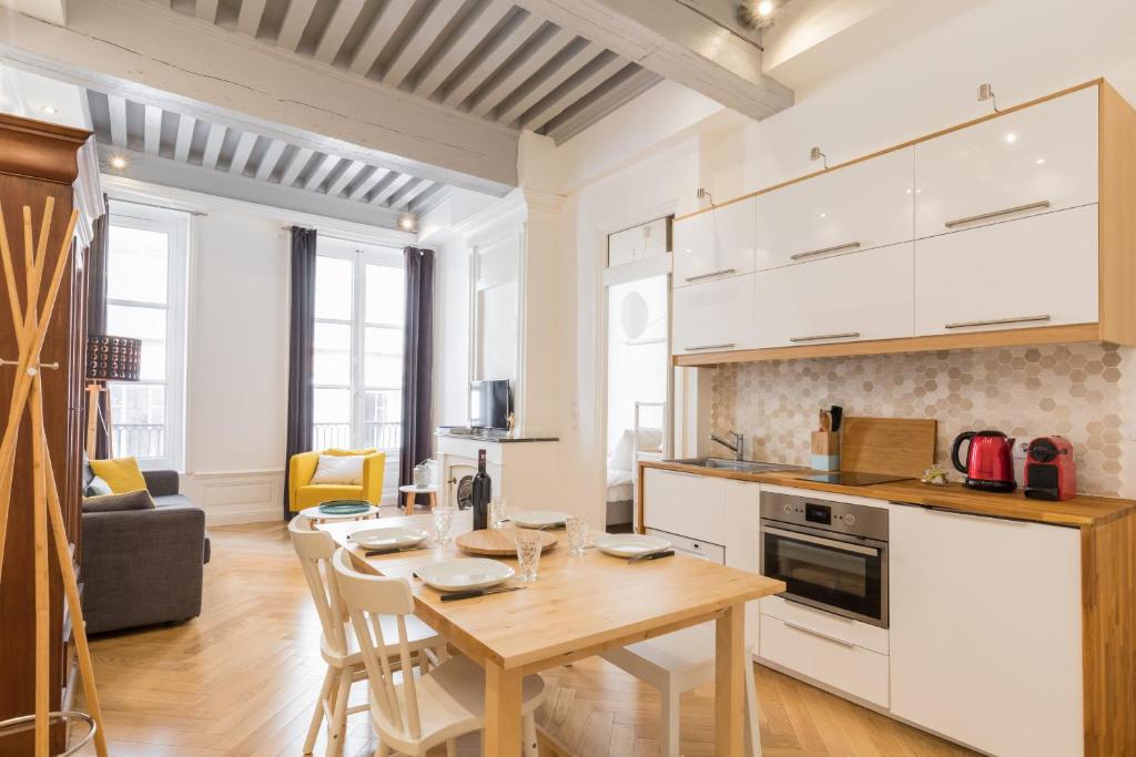 Appartement DIFY Lovely - Cordeliers 10 Rue Palais Grillet 69002 Lyon