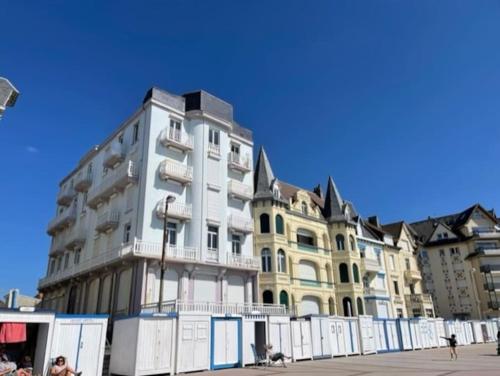Digue de Wimereux, appartement face mer, balcons, spacieux