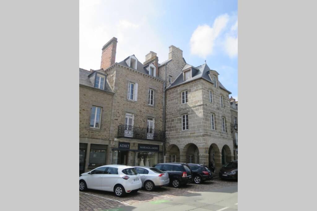 Appartement Dinan Château 3 Place Duguesclin 22100 Dinan