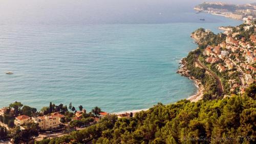 Diodato Suite Apartment - Amazing Location, WiFi, Pool, Sauna, Gym & Private Garden