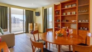 Divine Marina Apartment W/ Pool & Garden by LovelyStay
