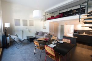 Appartement Divonne - Loft cosy avec jardin 6 Rue de la Roquette 13200 Arles Provence-Alpes-Côte d\'Azur