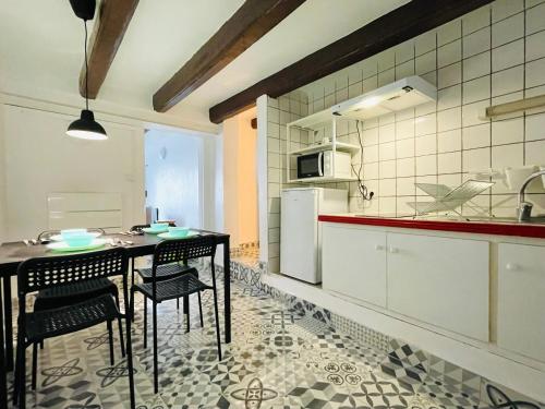 DnN - Charming 1 BR # center Thiers # free parking, wifi and Prime Video