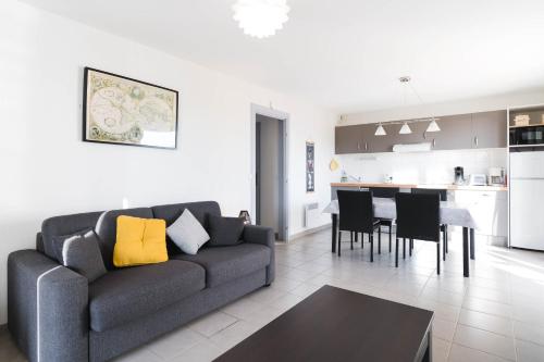 DO-B31 Appartement 3 pièces moderne à 300m de la plage